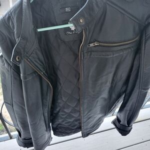 Women's Black Leather Jacket Fits Like Xl